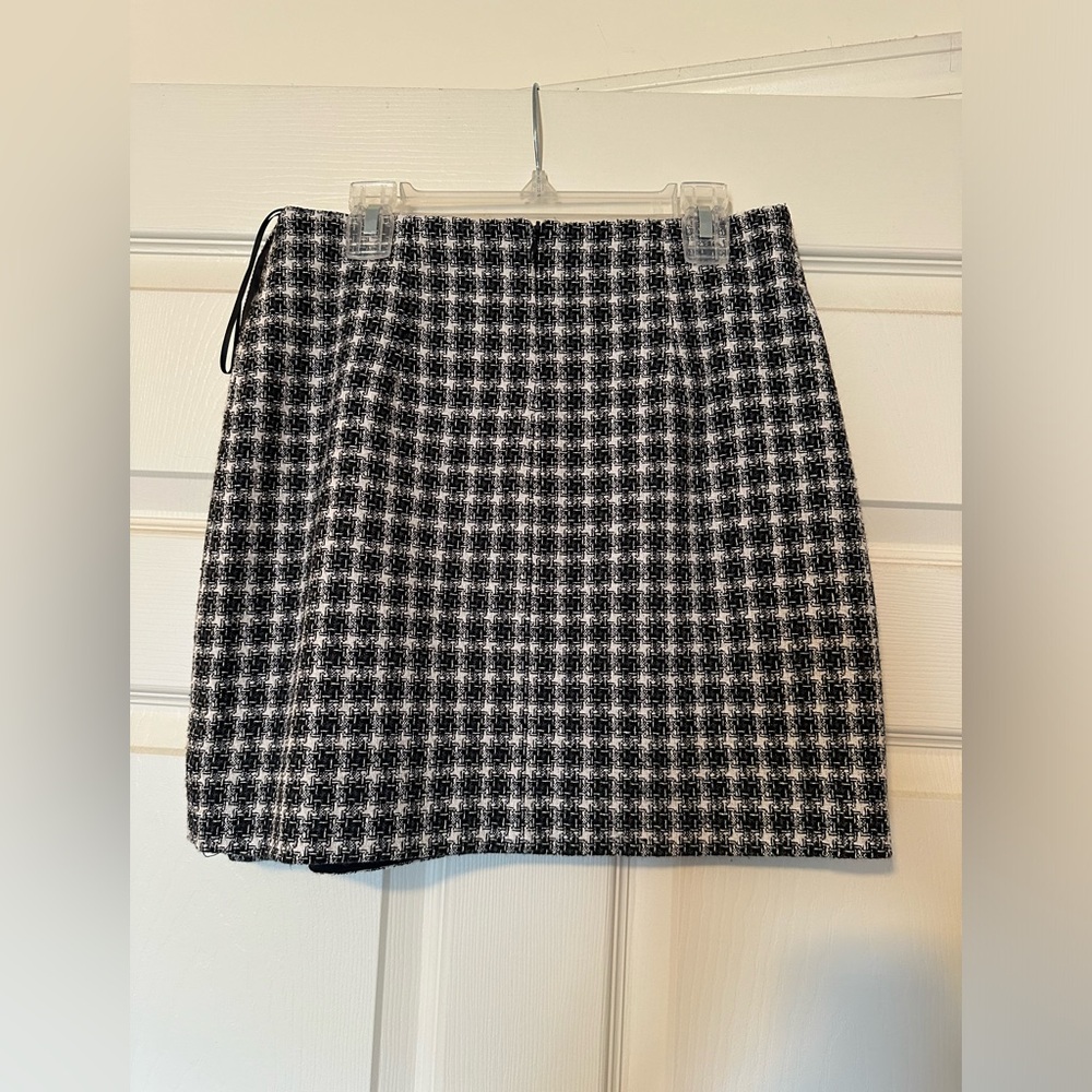 Pink Lily skirt